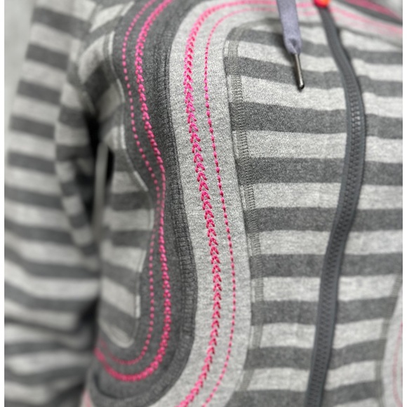 Lululemon In Stride Jacket in Grey Parallel Stripe Pink Stitch RARE [766] - Picture 6 of 12